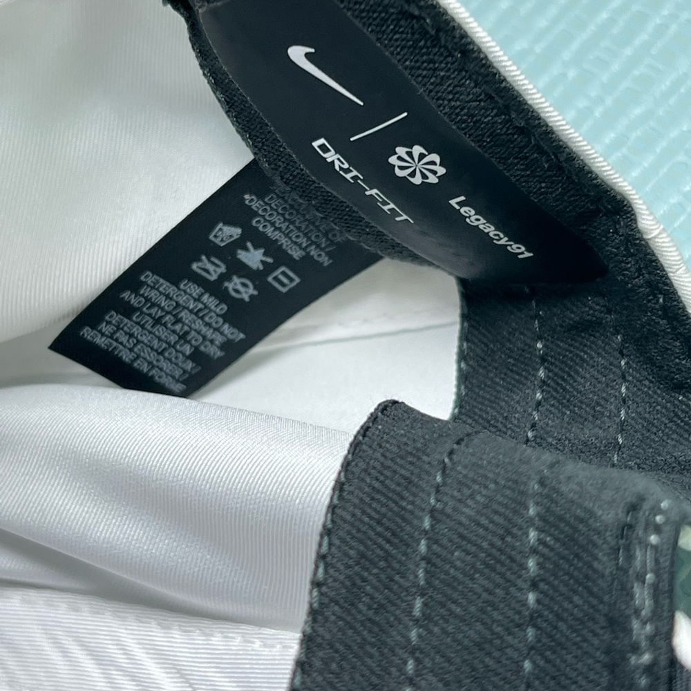 NIKE LEGACY91 GOLF ADJUSTABLE DRI-FIT HAT WHITE BLACK SWOOSH- NEW WITH T… - Picture 7 of 7